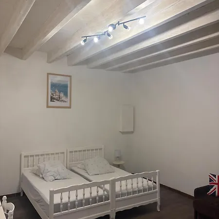 Beautiful, Fully Renovated * Gauriac