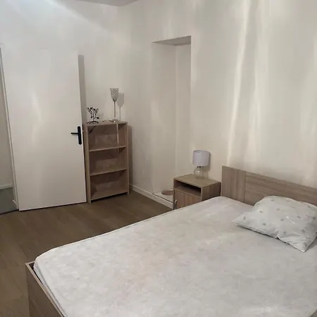 Beautiful, Fully Renovated Сasa de vacaciones Gauriac