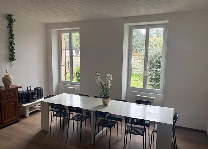 度假居 Beautiful, Fully Renovated *